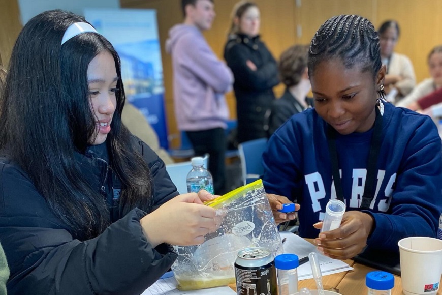 Ministers Lawless and McEntee announce &euro;6.5 million funding for 40 initiatives to inspire STEM public engagement